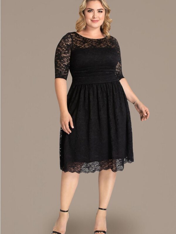 Luna Lace Plus Size Dress  12120901