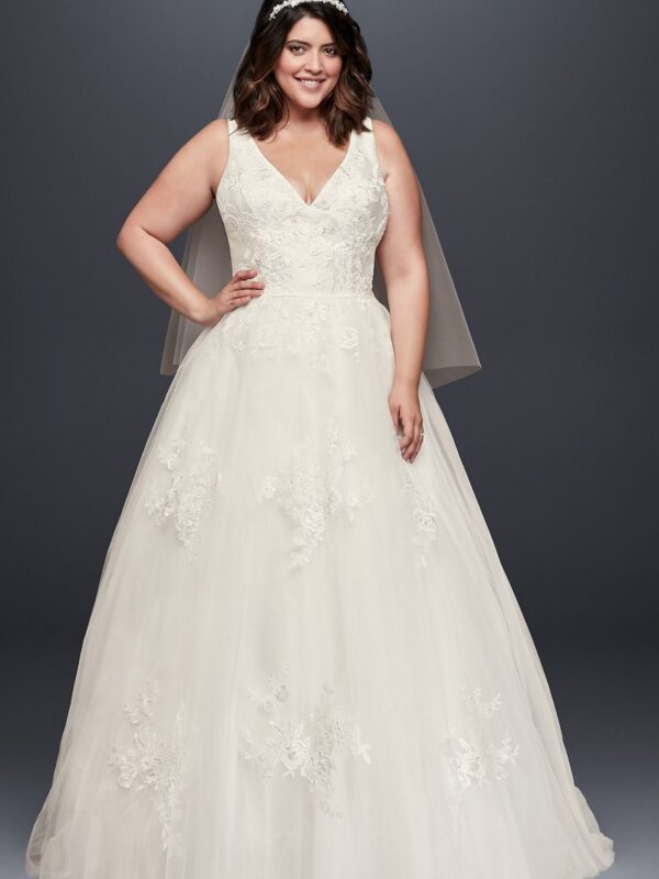 Tulle and Mikado Plus Size Ball Gown Wedding Dress Collection 4XL9WG3877