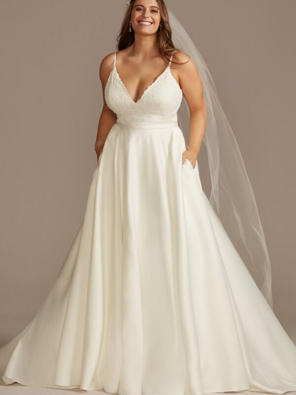 Scalloped Lace Satin Plus Size Wedding Dress 9WG4034