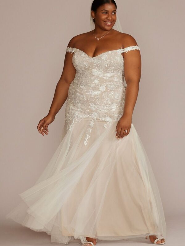 Off the Shoulder Mermaid Plus Size Wedding Gown 9WG4059