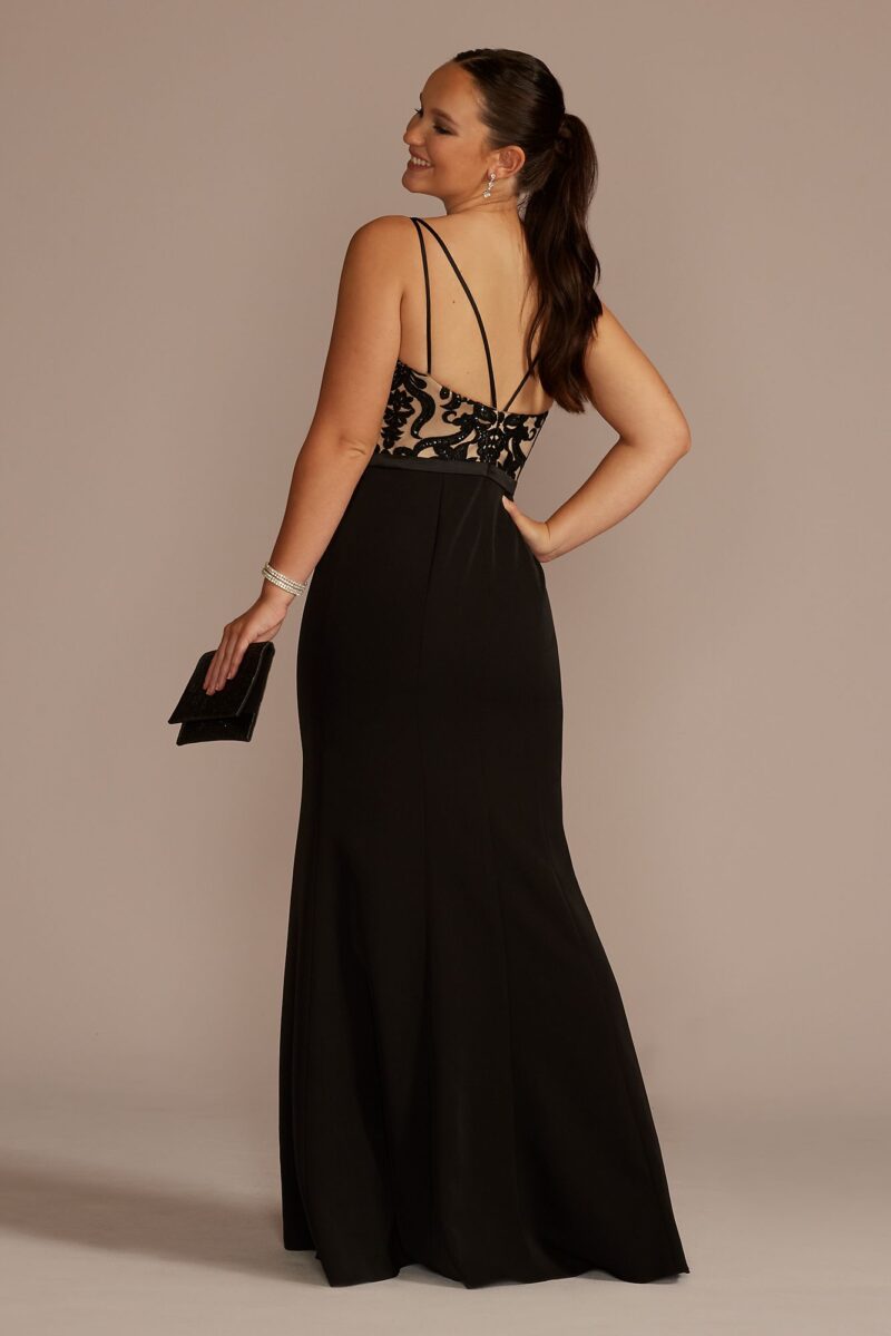 Embellished Crepe Plunge Mermaid Dress D28NY22557