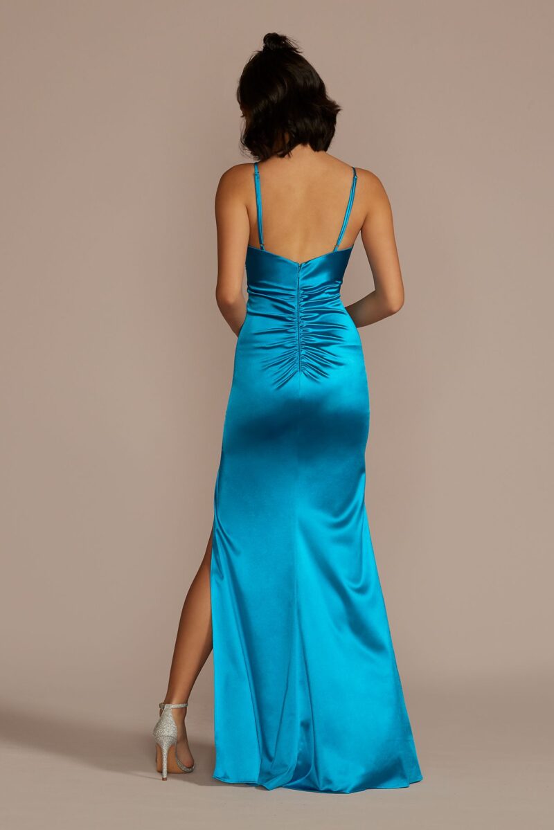 Scoop Neck Stretch Satin Sheath with Cutout WBM3390